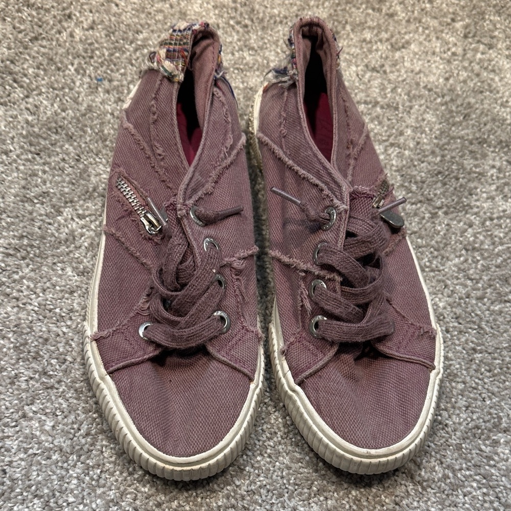 Women’s Casual Canvas Sneakers in Mauve